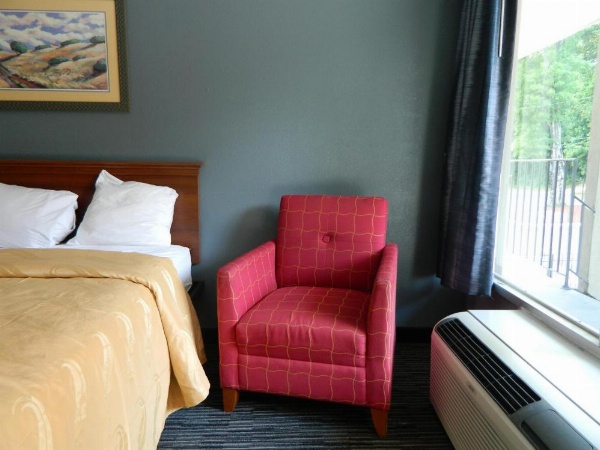 Travel Inn Atlanta image 9